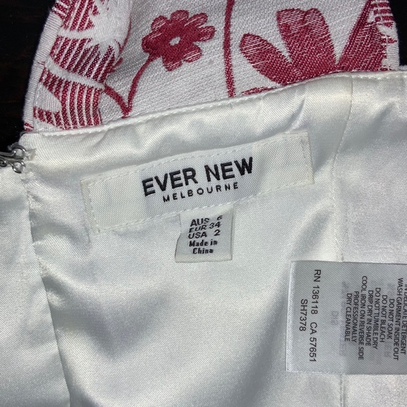 Ever New Crop Top - Picture 7 of 8